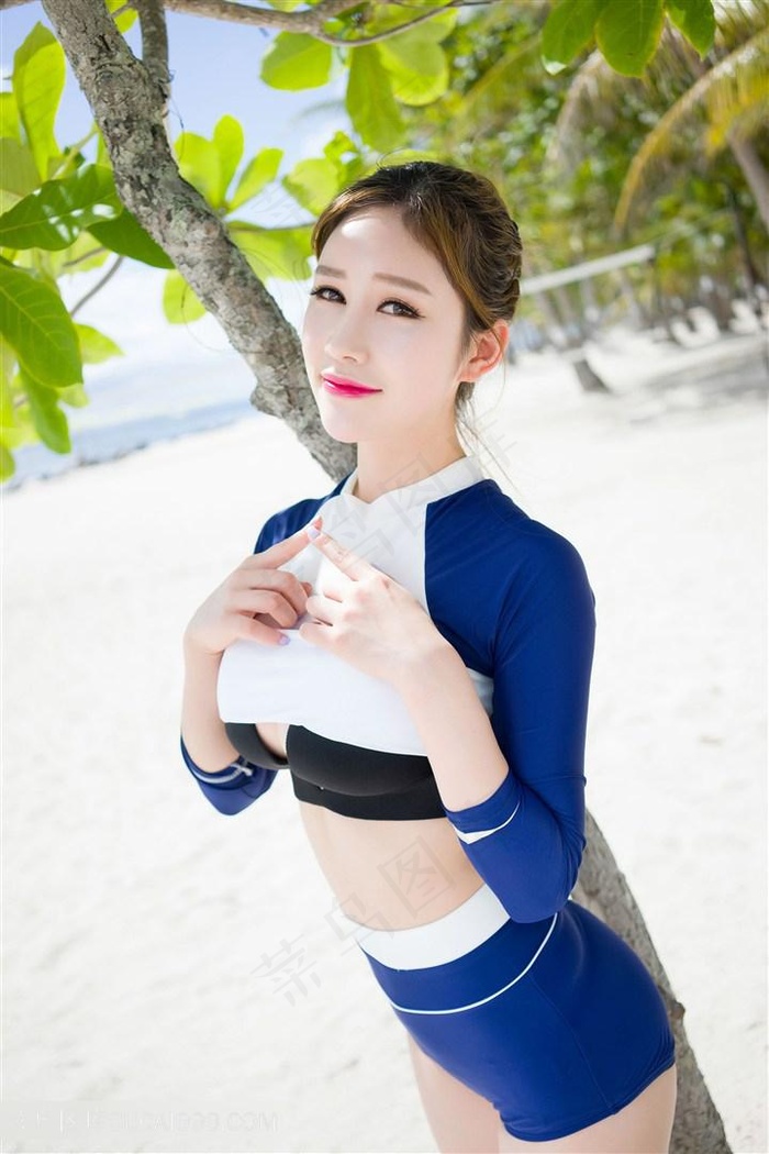 美女粉嫩极品国产在线2021