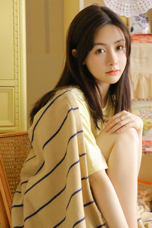 美女全身光