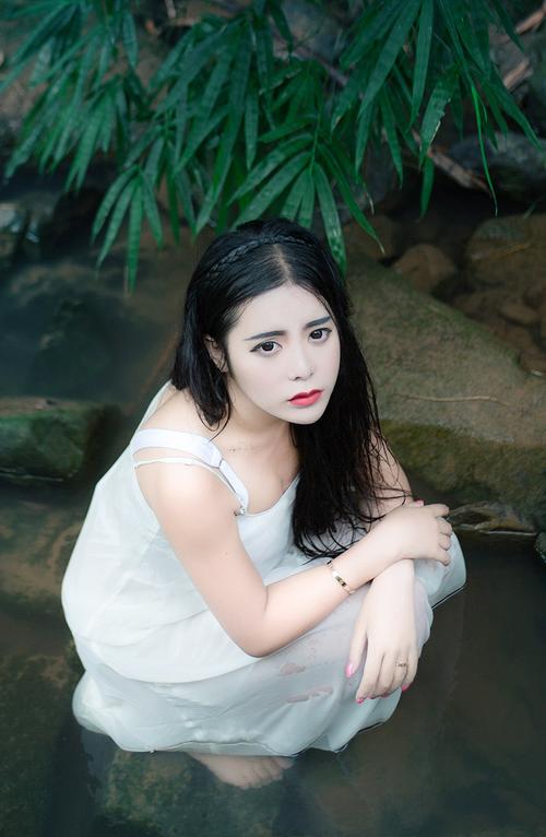 巨乳女战士