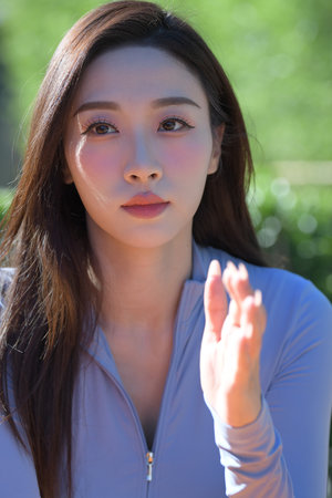 最新与良家中年女性爱视频